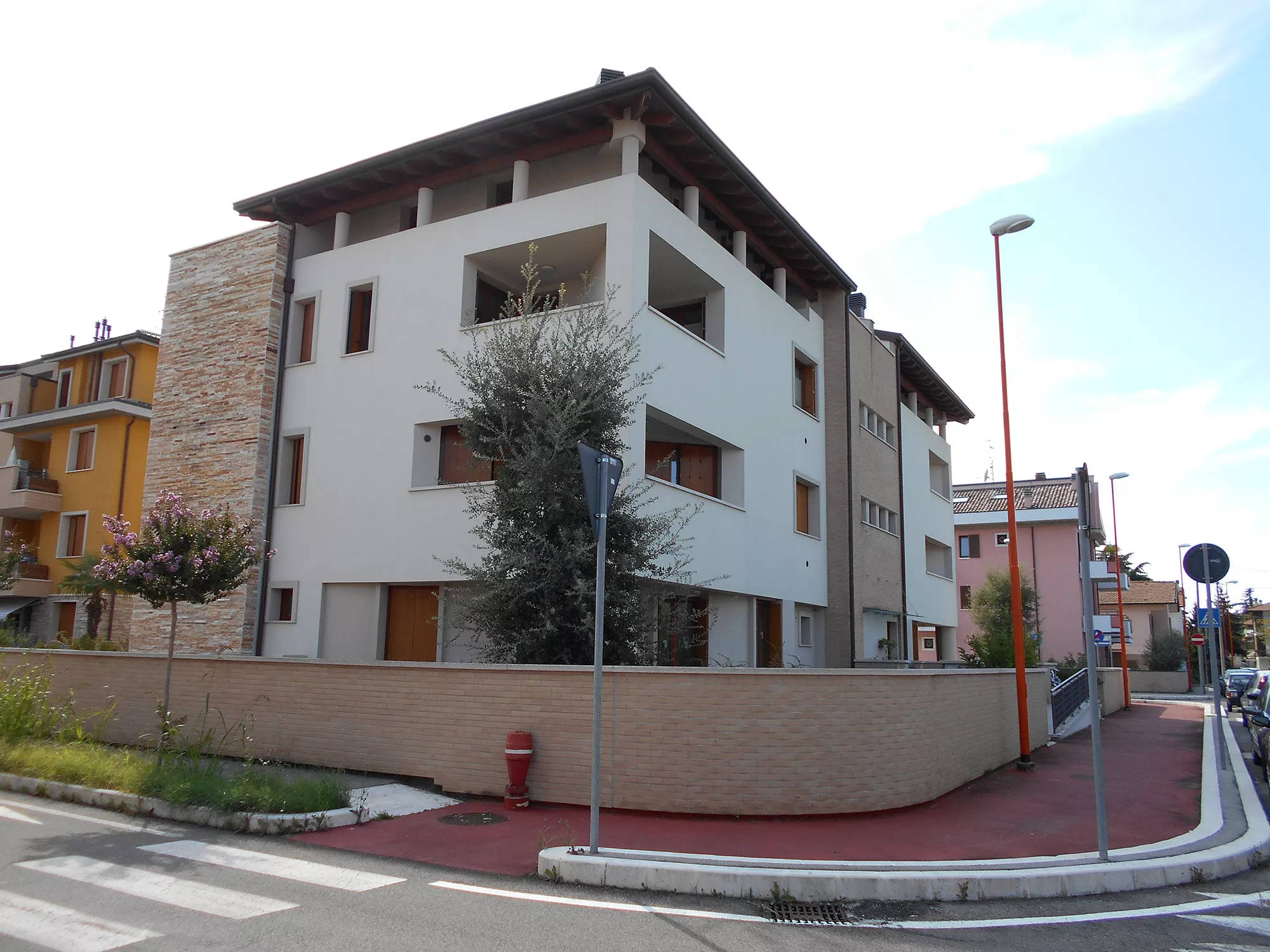 2009-som-residenza-via-coriano-c2-cesena