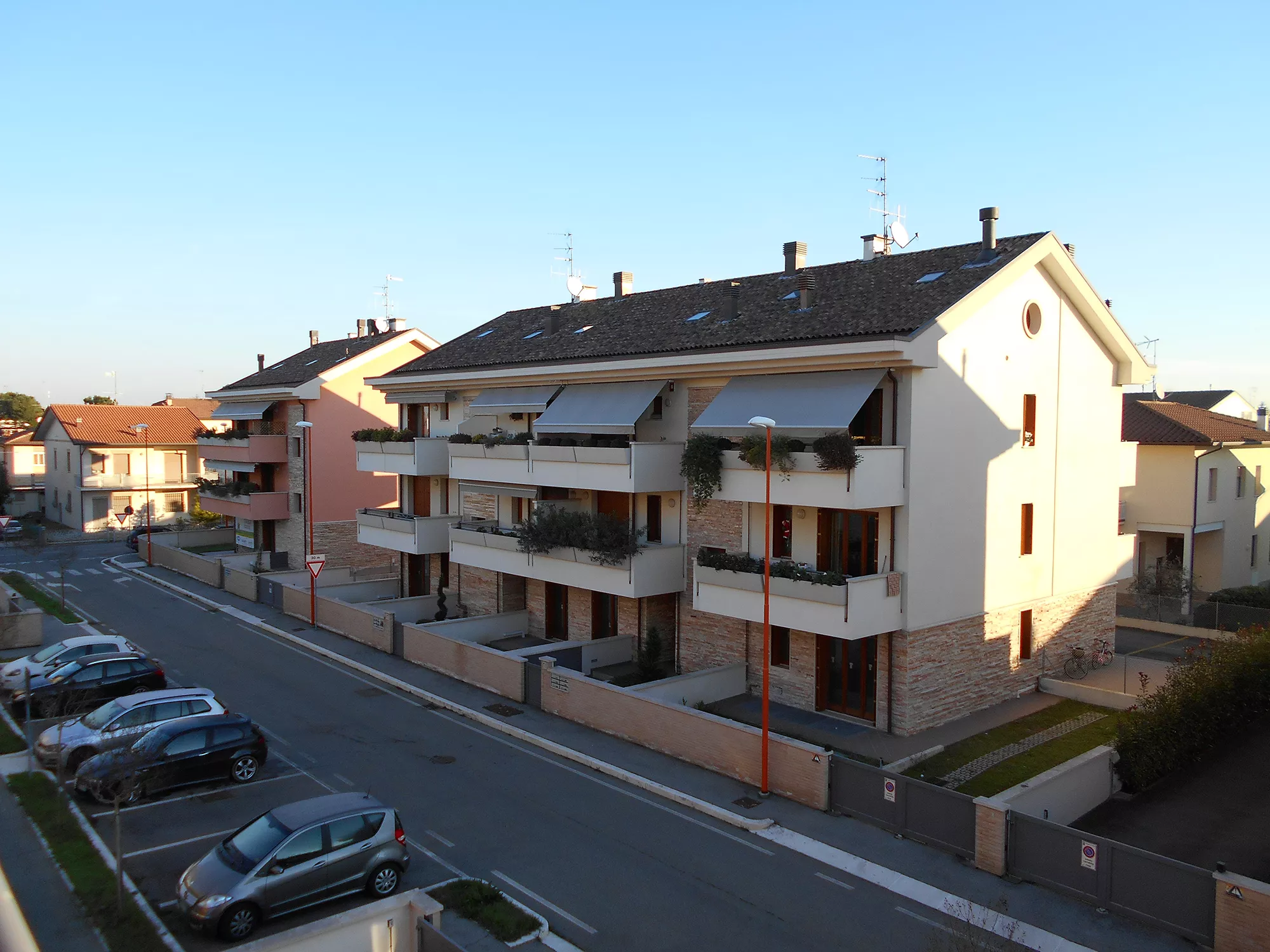 2009-som-residenza-via-morciano-cesena